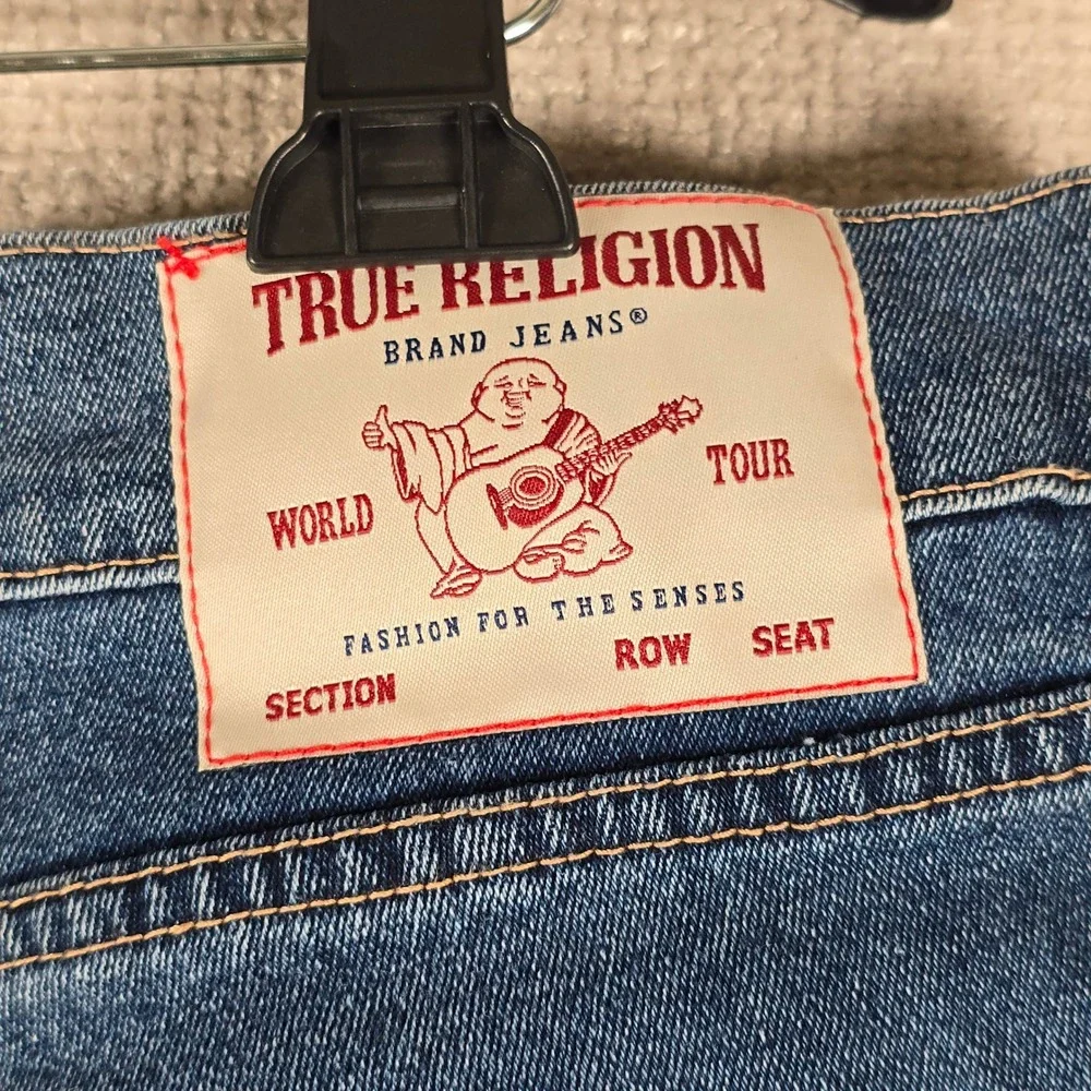 True Religion Mens Geno Relaxed Slim Jeans Medium Tide Wash 38x32 700385 NWT